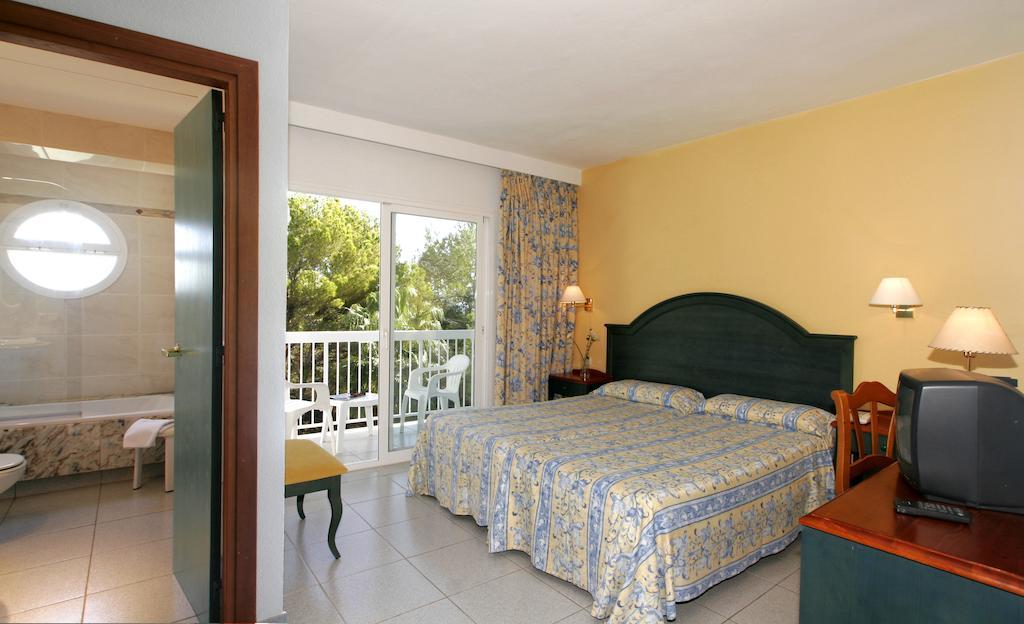 Es Pi 2 Hotel Bãi biển Bãi biển Playa Migjorn Phòng bức ảnh